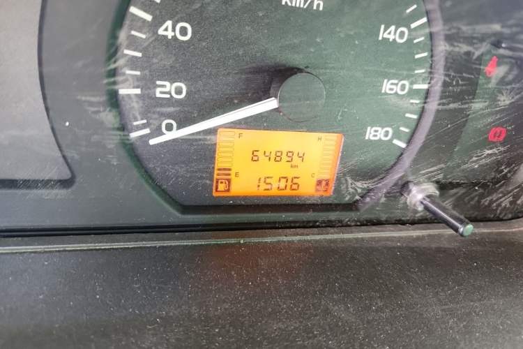 Used Wuling Rongguang 2021 1.5L Extended Basic Model Enclosed-Window Vehicle, 5-seater LAR Odometer Close Up