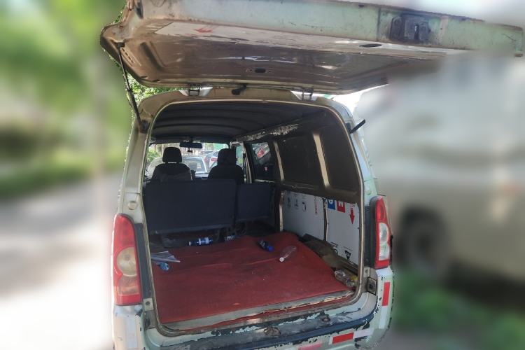 Used Wuling Rongguang 2021 1.5L Extended Basic Model Enclosed-Window Vehicle, 5-seater LAR Trunk