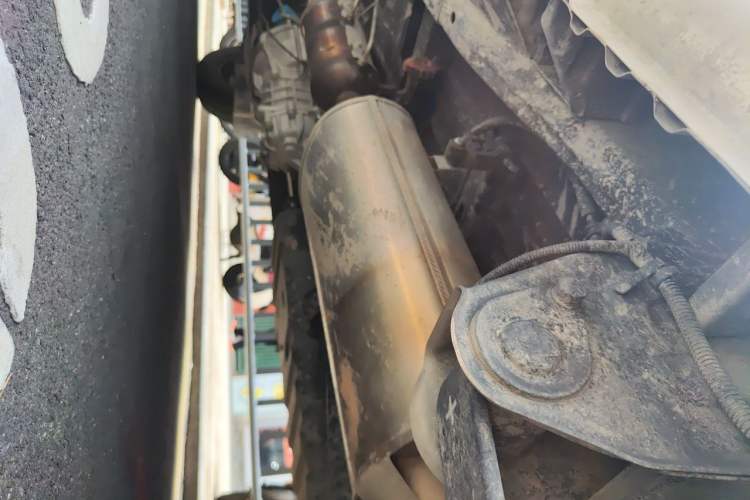 Used Wuling Rongguang 2021 1.5L Extended Standard Model Air-Conditioned Version LAR Chassis Rear Left