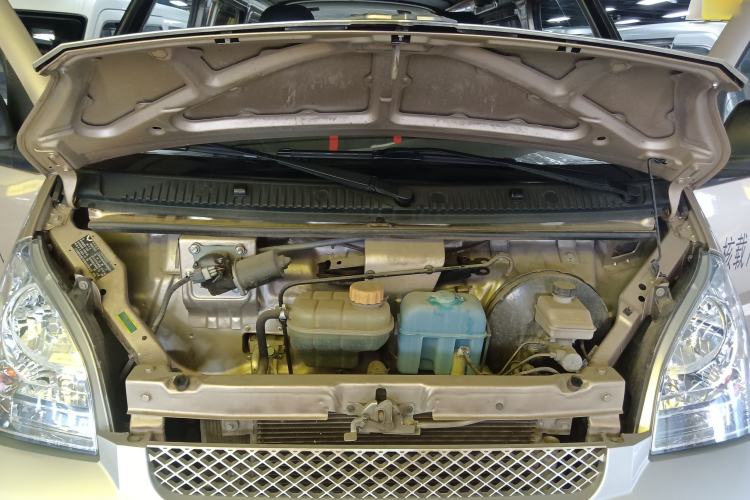Used Wuling Rongguang 2021 1.5L Extended Basic Version L3C Engine Bay