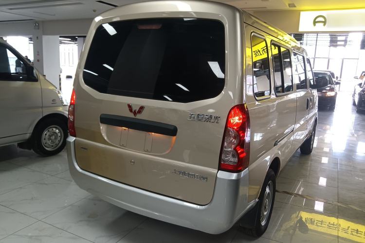 Used Wuling Rongguang 2021 1.5L Extended Basic Version L3C Exterior 5