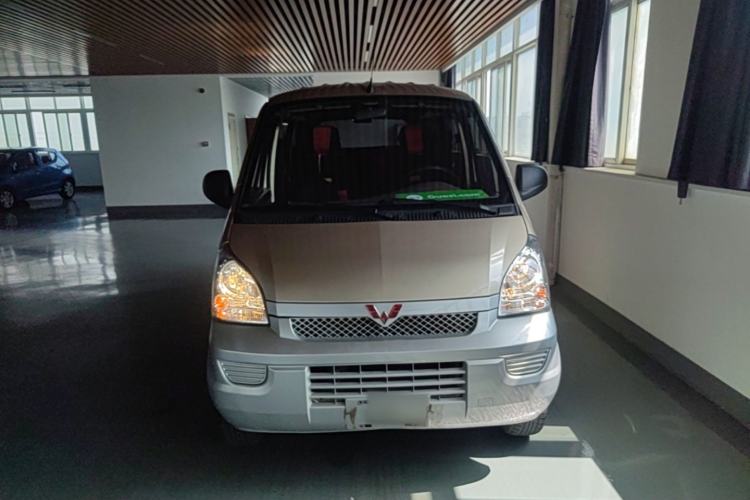 Used Wuling Rongguang 2021 1.5L Extended Standard Version with Air Conditioning – L3C Front