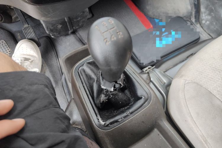 Used Wuling Rongguang 2021 1.2L S Base 7-Seater LSI Gear Lever