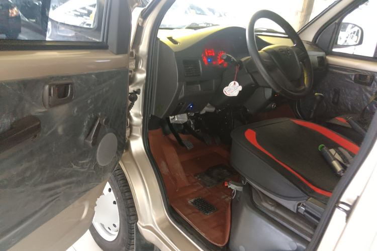 Used Wuling Rongguang 2021 1.5L Extended Basic Version L3C Interior 3