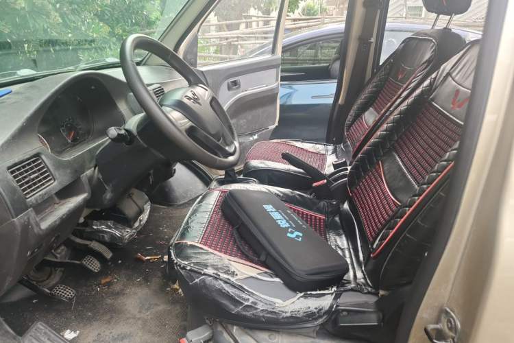 Used Wuling Rongguang 2021 1.5L Extended Standard Model Air-Conditioned Version LAR Left Front Seat