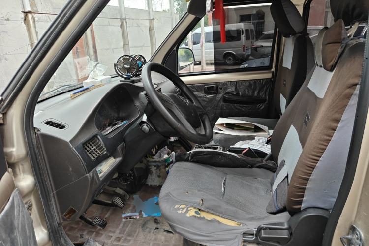 Used Wuling Rongguang 2021 1.5L Extended Basic Version L3C Left Front Seat