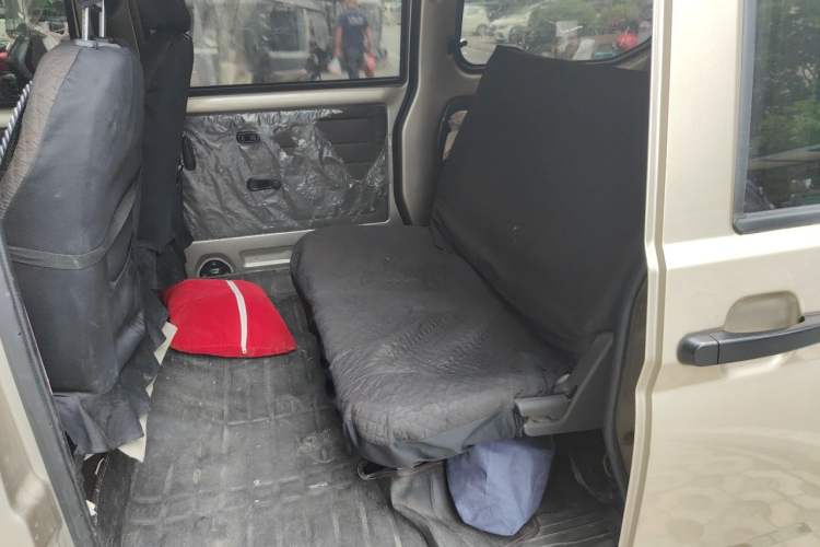 Used Wuling Rongguang 2021 1.2L S Base 7-Seater LSI Left Rear Seat