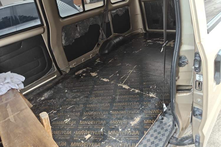 Used Wuling Rongguang 2021 1.5L Extended Basic Version L3C Left Rear Seat