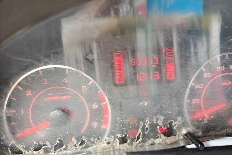 Used Wuling Rongguang 2021 1.5L Extended Basic Version L3C Odometer Close Up