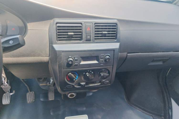 Used Wuling Rongguang 2021 1.5L Extended Basic Enclosed-Window Vehicle 2 Seats L3C Audio And AC Panel