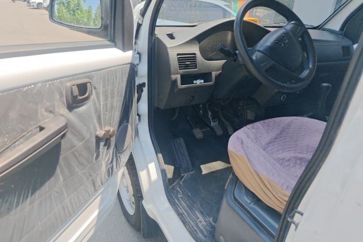 Used Wuling Rongguang 2021 1.5L Extended Basic Enclosed-Window Vehicle 2 Seats L3C Driver Seat