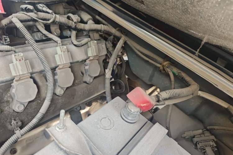 Used Wuling Rongguang 2021 1.5L Extended Basic Enclosed-Window Vehicle 2 Seats L3C Engine Bay Left
