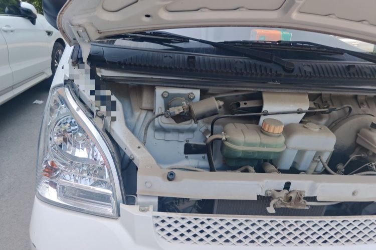 Used Wuling Rongguang 2021 1.5L Extended Basic Enclosed-Window Vehicle 2 Seats L3C Engine Bay Right
