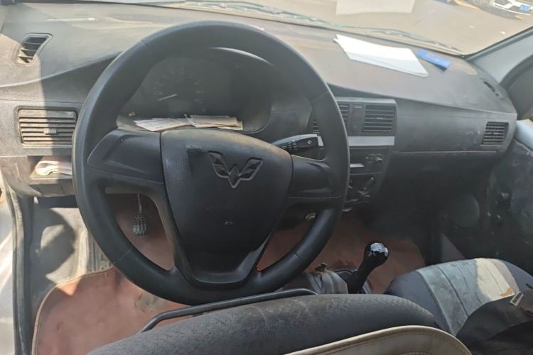 Used Wuling Rongguang 2021 1.5L Extended Basic Enclosed-Window Vehicle 2 Seats L3C Steering Wheel