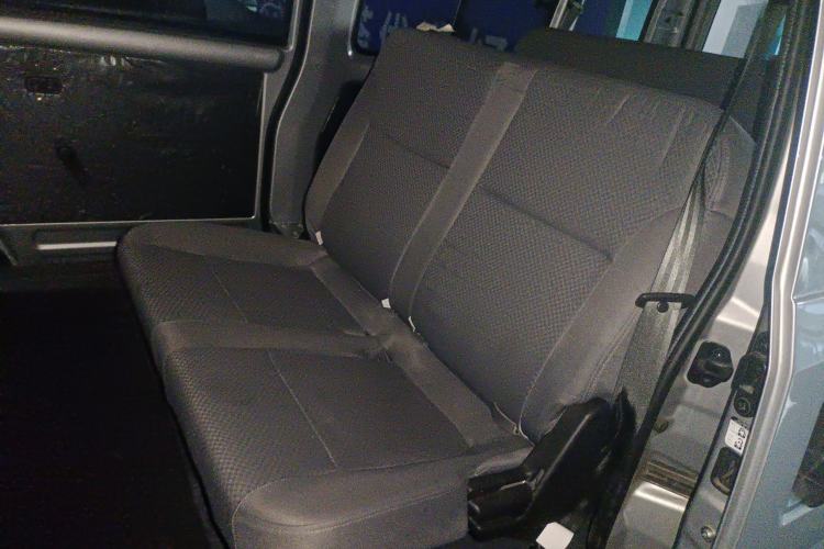 Used Wuling Rongguang 2021 1.5L Extended Standard Version with Air Conditioning – L3C Interior 4
