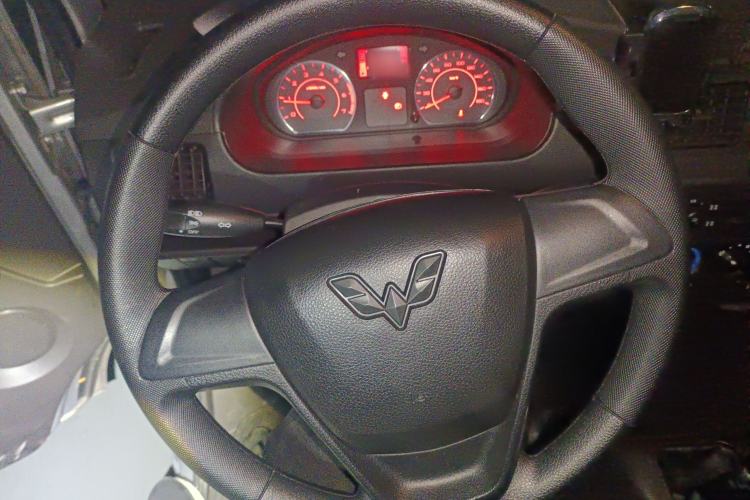 Used Wuling Rongguang 2021 1.5L Extended Standard Version with Air Conditioning – L3C Steering Wheel