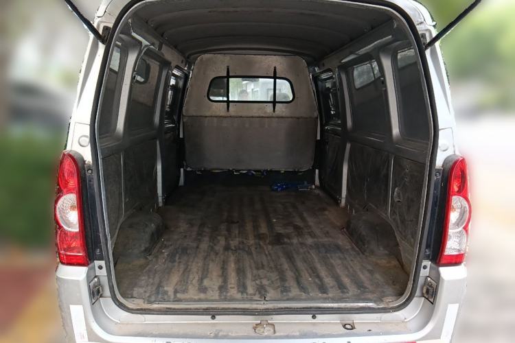 Used Wuling Rongguang 2021 1.5L Extended Standard Model Air-Conditioned Version LAR Trunk