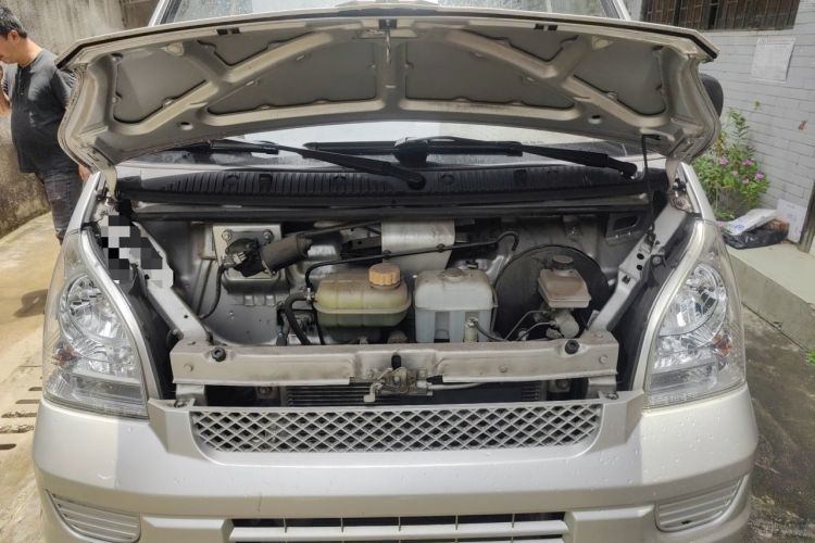 Used Wuling Rongguang 2021 1.5L Extended Standard Version with Power Steering L3C Engine Bay