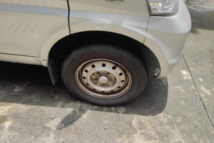 Used Wuling Rongguang 2021 1.5L Extended Standard Version with Power Steering L3C Exterior 1