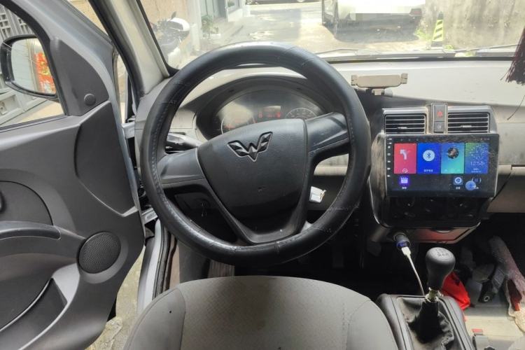 Used Wuling Rongguang 2021 1.5L Extended Standard Version with Power Steering L3C Steering Wheel