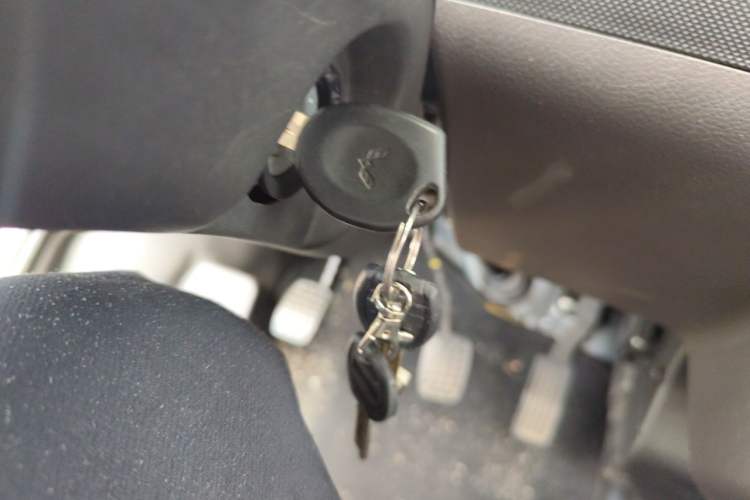 Used Wuling Rongguang 2021 1.5L Extended Basic Version L3C Vehicle Key