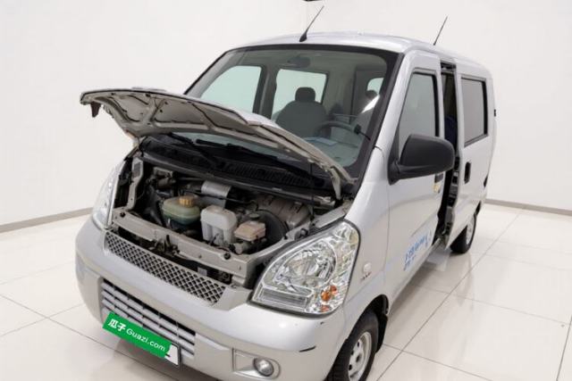 Used Wuling Rongguang 2021 1.5L Extended Basic Model Enclosed-Window Vehicle, 5-seater LAR
