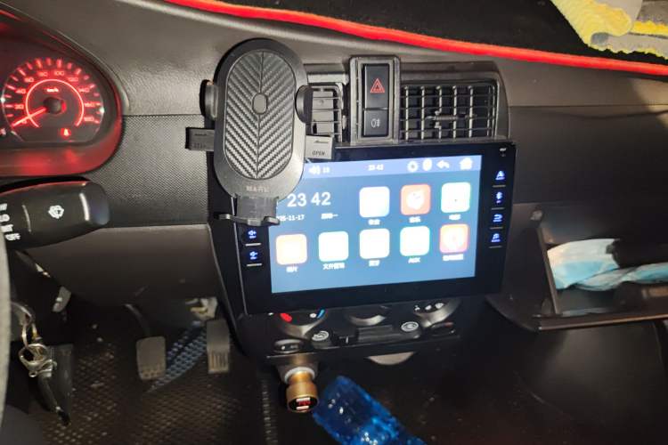 Used Wuling Rongguang 2021 1.5L Extended Standard Version with Air Conditioning – L3C Audio And AC Panel