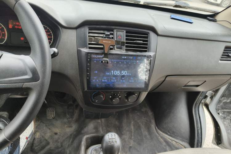 Used Wuling Rongguang 2021 1.2L S Base 7-Seater LSI Audio And AC Panel