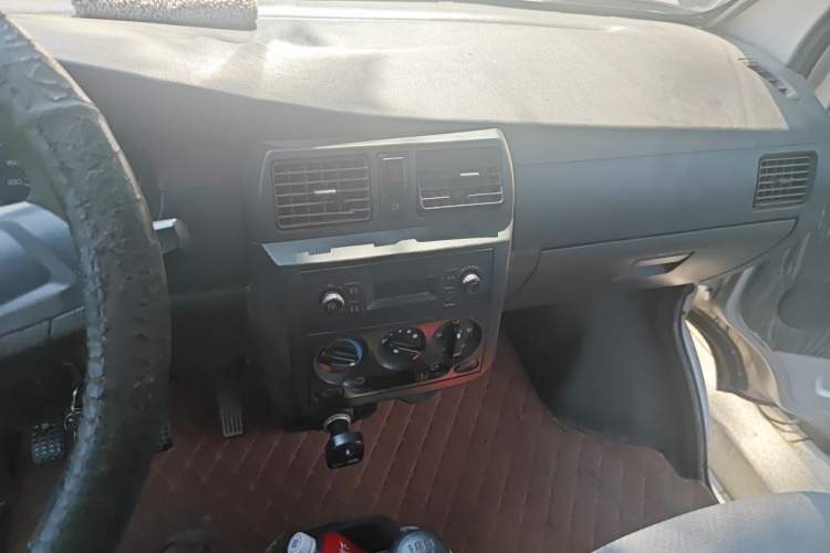 Used Wuling Rongguang 2021 1.5L Extended Basic Enclosed-Window Vehicle 2 Seats L3C Audio And AC Panel