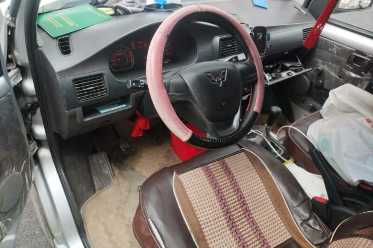 Used Wuling Rongguang 2021 1.5L Extended Basic Version L3C Audio And AC Panel