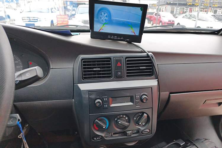 Used Wuling Rongguang 2021 1.5L Extended Basic Window-Sealed 5-Seat L3C Car Audio And AC Panel