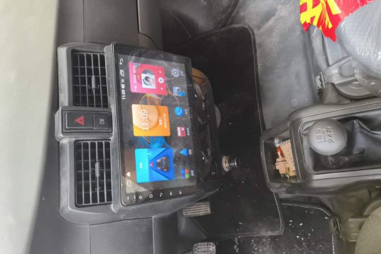 Used Wuling Rongguang 2021 1.5L Extended Basic Enclosed-Window Vehicle 2 Seats L3C Audio And AC Panel