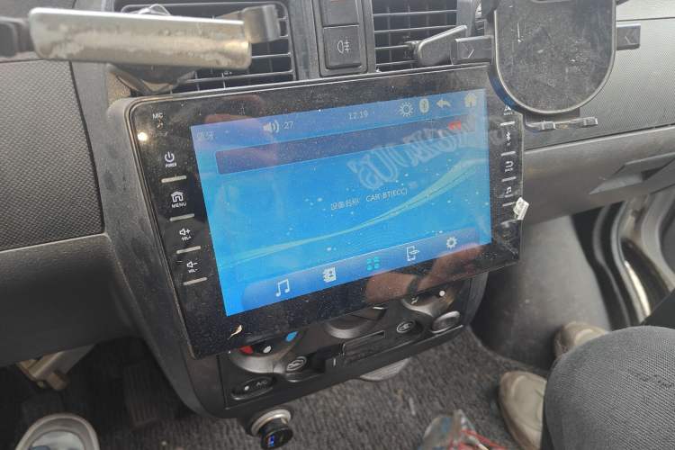 Used Wuling Rongguang 2021 1.5L Extended Standard Version with Air Conditioning – L3C Audio And AC Panel
