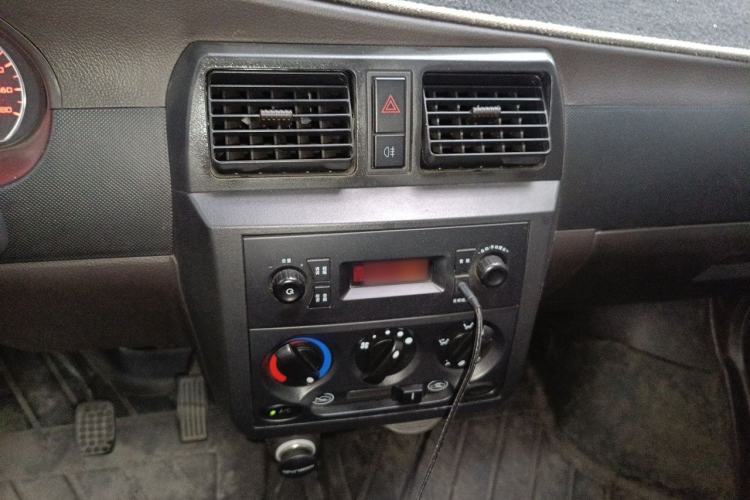 Used Wuling Rongguang 2021 1.5L Extended Standard Model Air-Conditioned Version LAR Audio And AC Panel