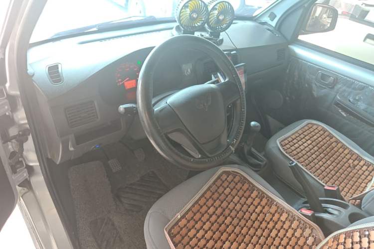 Used Wuling Rongguang 2021 1.5L Extended Basic Enclosed-Window Vehicle 2 Seats L3C Center Console