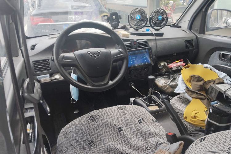 Used Wuling Rongguang 2021 1.5L Extended Standard Version with Power Steering L3C Center Console