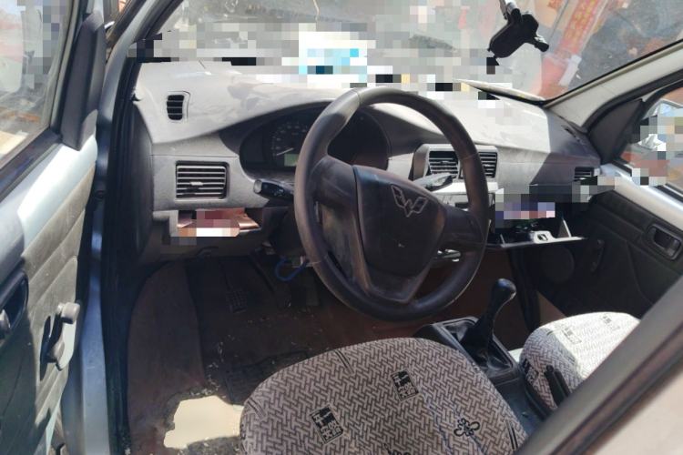 Used Wuling Rongguang 2021 1.5L Extended Basic Enclosed-Window Vehicle 2 Seats L3C Center Console