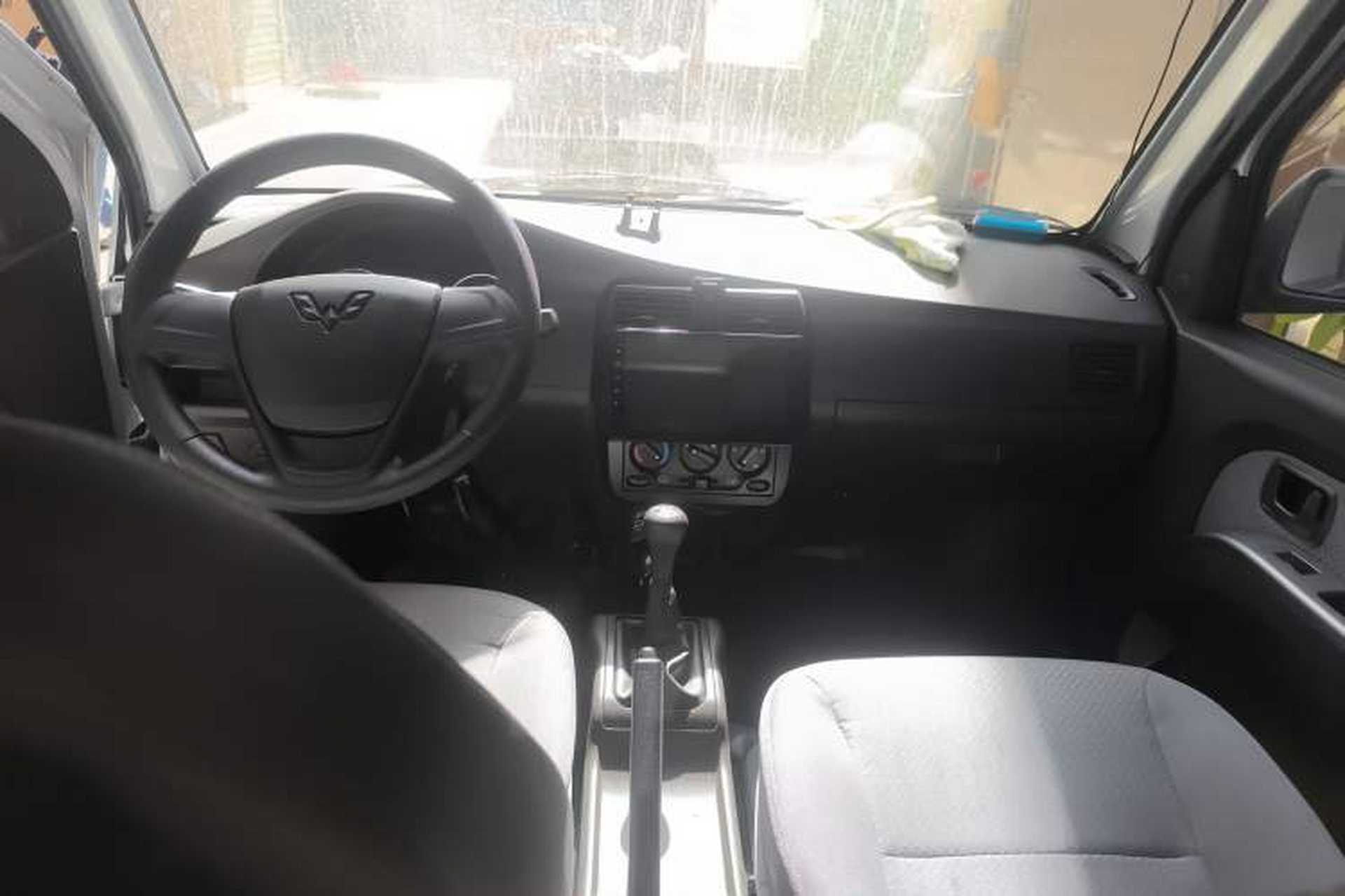 Used Wuling Rongguang 2021 1.5L Extended Standard-Size Window-Sealed Vehicle Air-Conditioned 2-Seater L3C Center Console