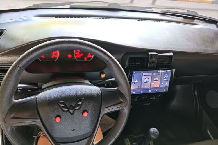 Used Wuling Rongguang 2021 1.5L Extended Standard Model Enclosed-Window Vehicle, Power-Assist Version, 2-seater LAR Center Console