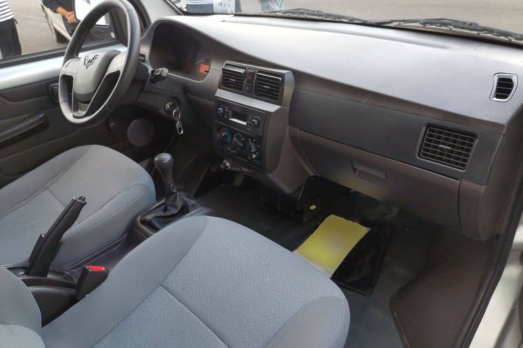 Used Wuling Rongguang 2021 1.5L Extended Basic Enclosed-Window Vehicle 2 Seats L3C Center Console