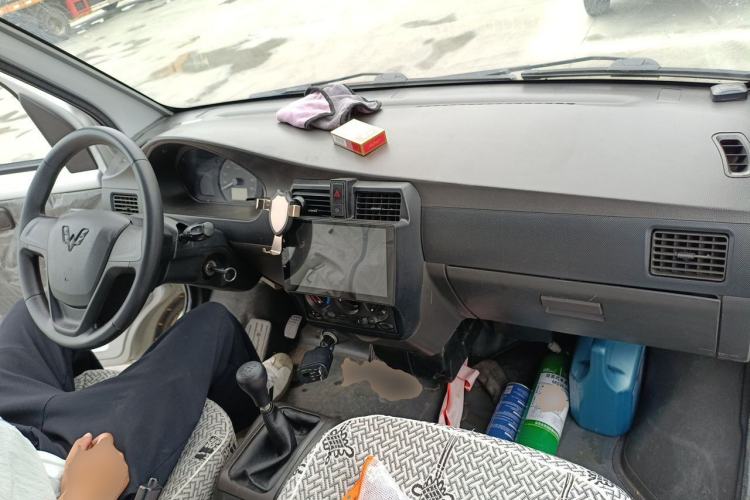 Used Wuling Rongguang 2021 1.5L Extended Basic Enclosed-Window Vehicle 2 Seats L3C Center Console