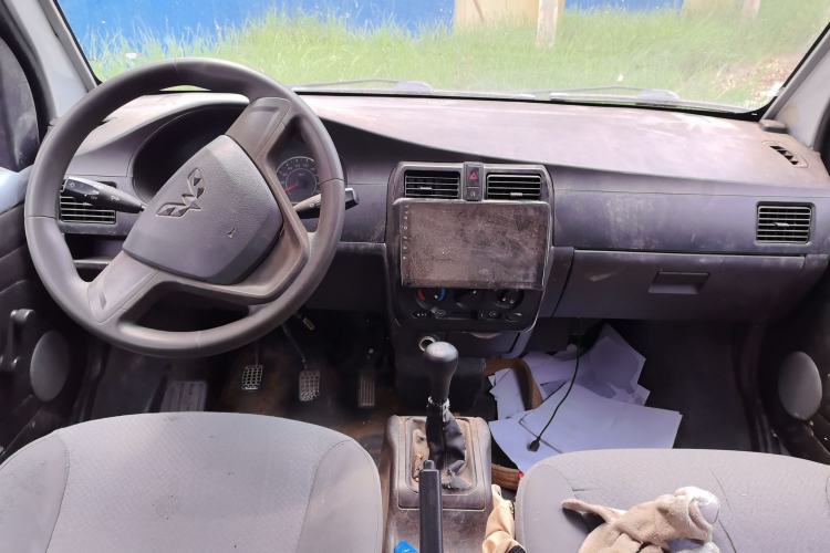 Used Wuling Rongguang 2021 1.5L Extended Basic Version L3C Center Console