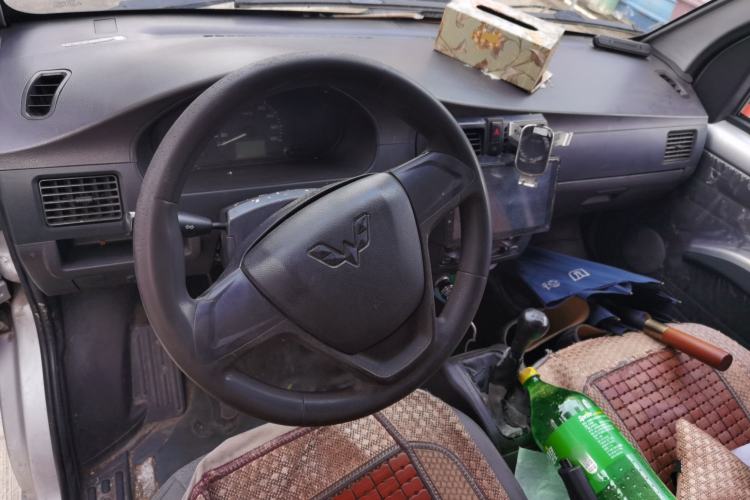 Used Wuling Rongguang 2021 1.5L Extended Basic Enclosed-Window Vehicle 2 Seats L3C Center Console