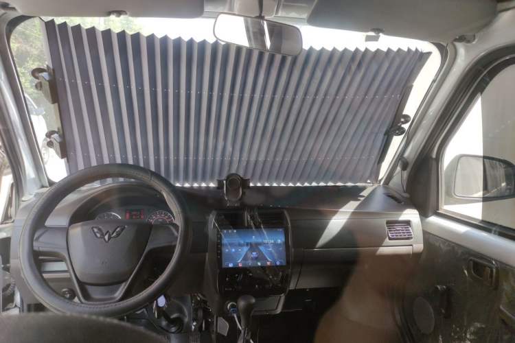 Used Wuling Rongguang 2021 1.5L Extended Standard Version with Air Conditioning – L3C Center Console