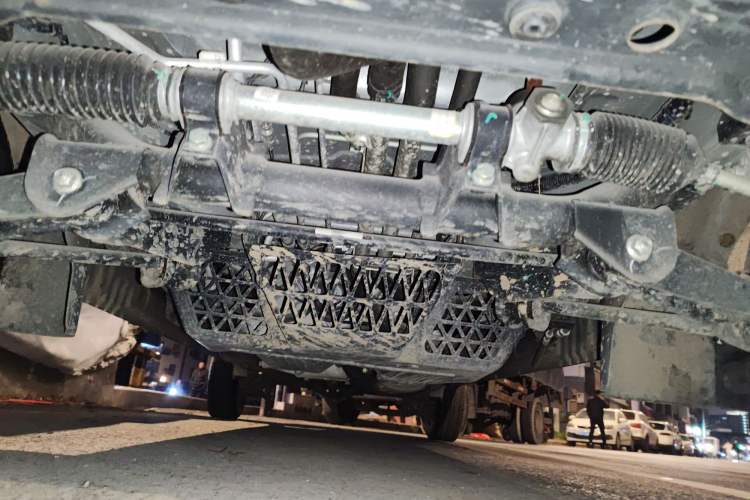 Used Wuling Rongguang 2021 1.5L Extended Standard Version with Air Conditioning – L3C Chassis Front
