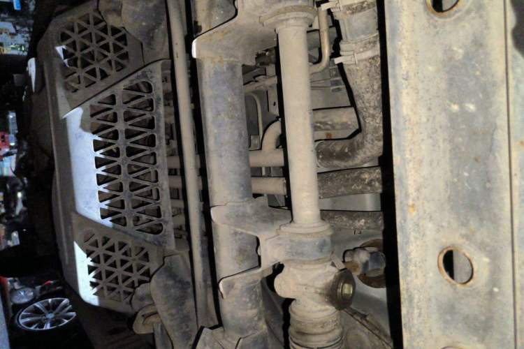 Used Wuling Rongguang 2021 1.5L Extended Basic Window-Sealed 5-Seat L3C Car Chassis Front