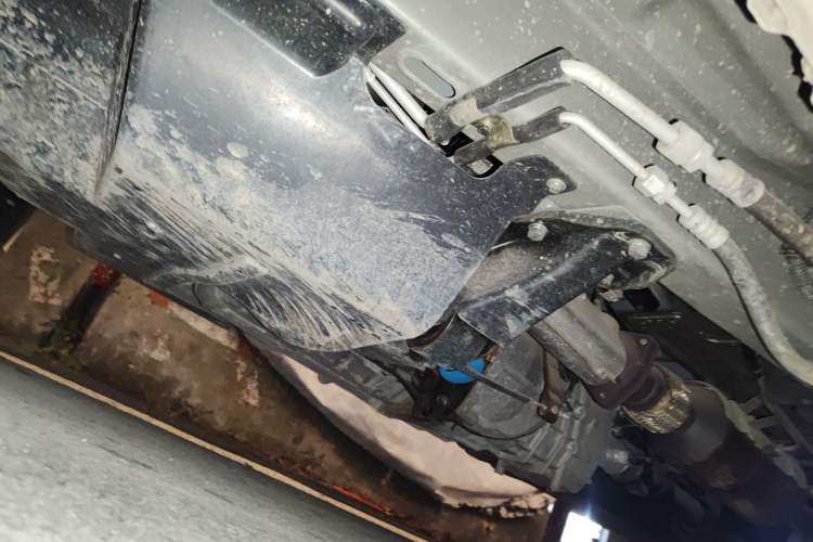 Used Wuling Rongguang 2021 1.5L Extended Standard Version with Air Conditioning – L3C Chassis Front Left