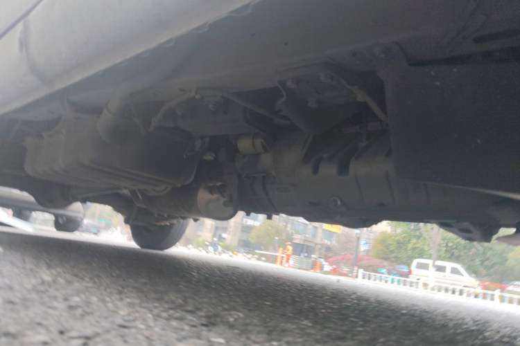 Used Wuling Rongguang 2021 1.5L Extended Standard Version with Power Steering L3C Chassis Front Right