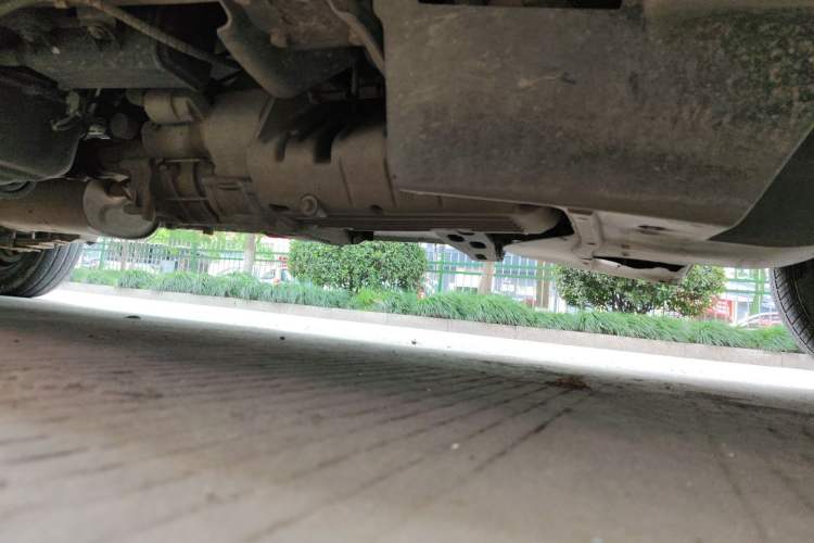 Used Wuling Rongguang 2021 1.5L Extended Basic Version L3C Chassis Front Right