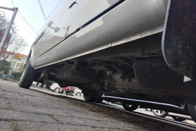 Used Wuling Rongguang 2021 1.5L Extended Basic Version L3C Chassis Front Right